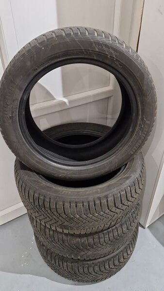 Anvelope 235 50 R18 Laufenn